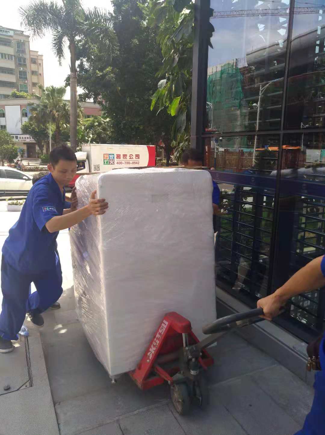 深圳搬家如何收费，组装价格与移动价格费！